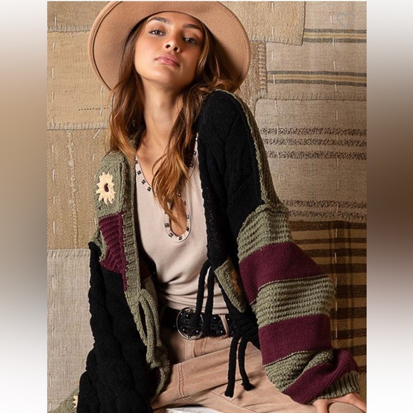 POL Black and Olive Green Cardigan (Size S) - Picture 2 of 4